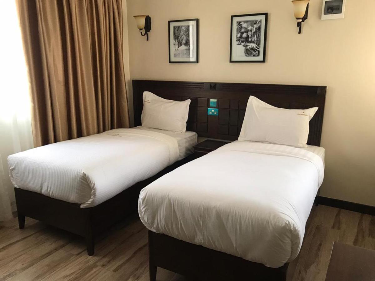 Hemak Suites Nairobi Esterno foto