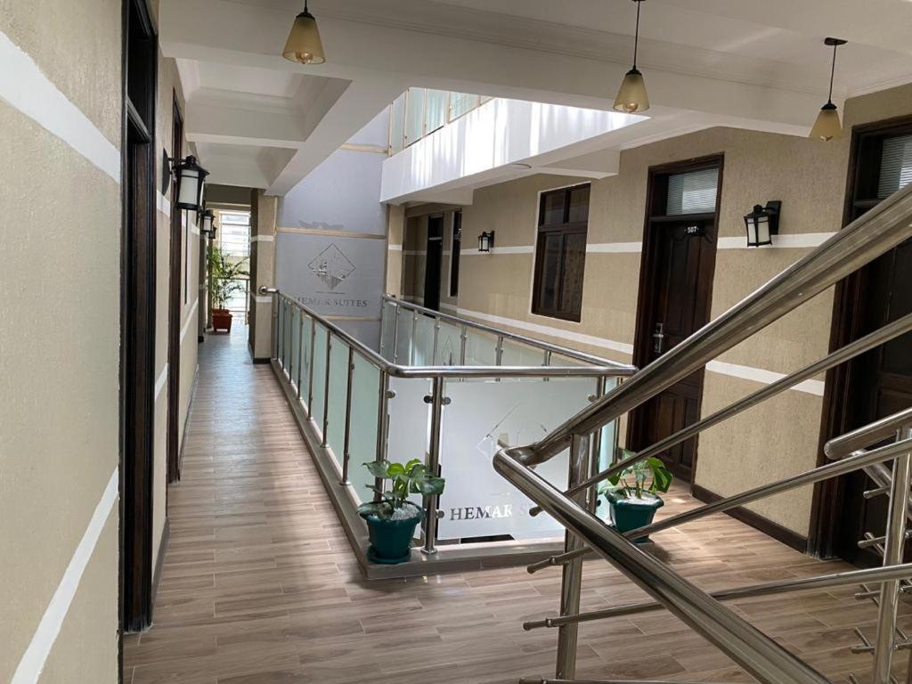 Hemak Suites Nairobi Esterno foto