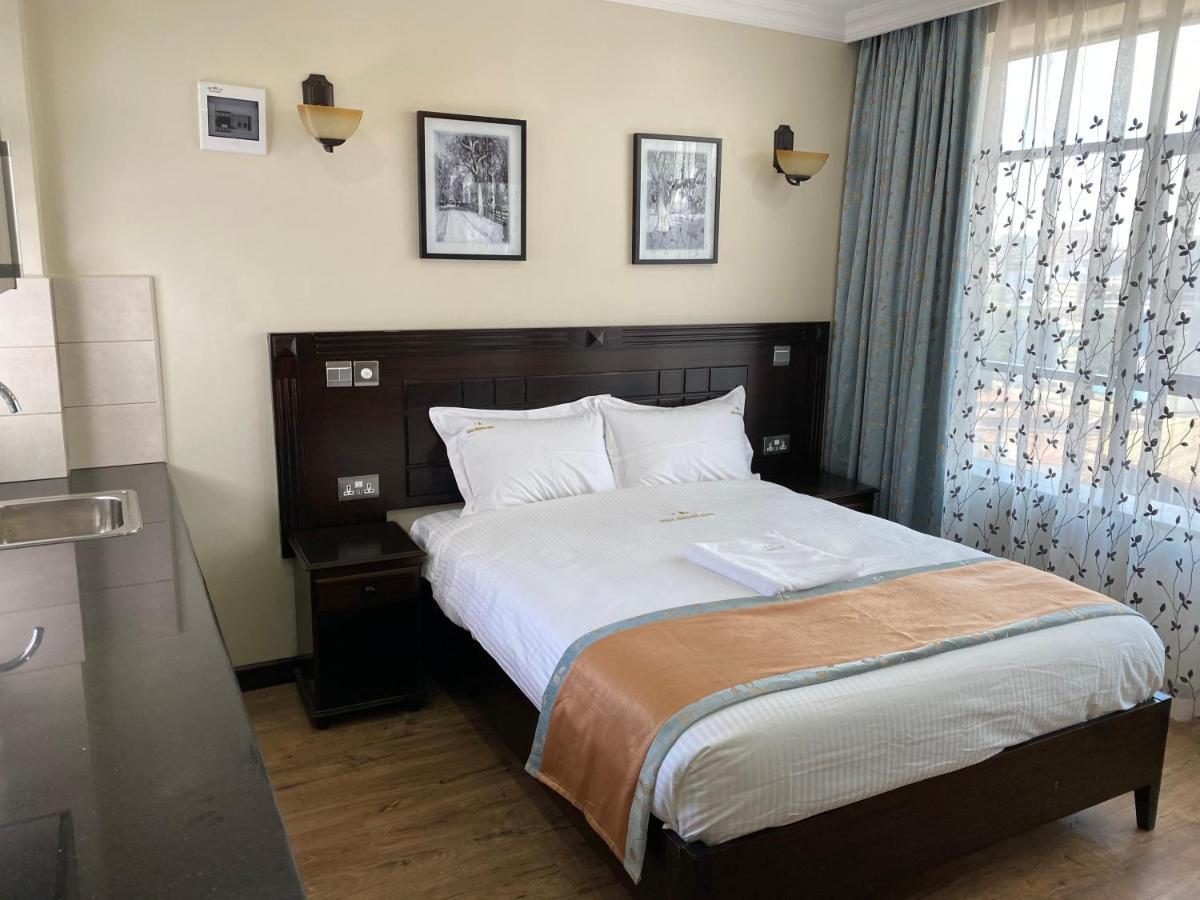 Hemak Suites Nairobi Esterno foto