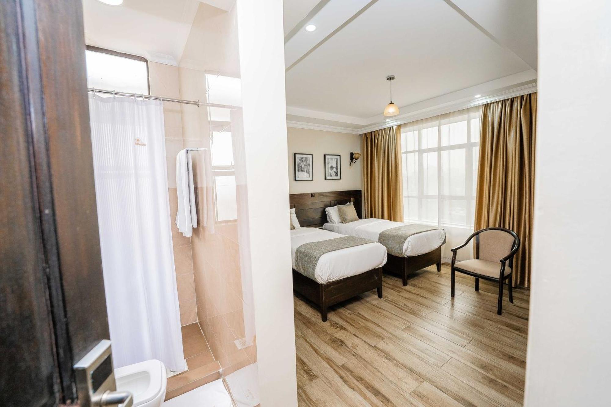Hemak Suites Nairobi Esterno foto