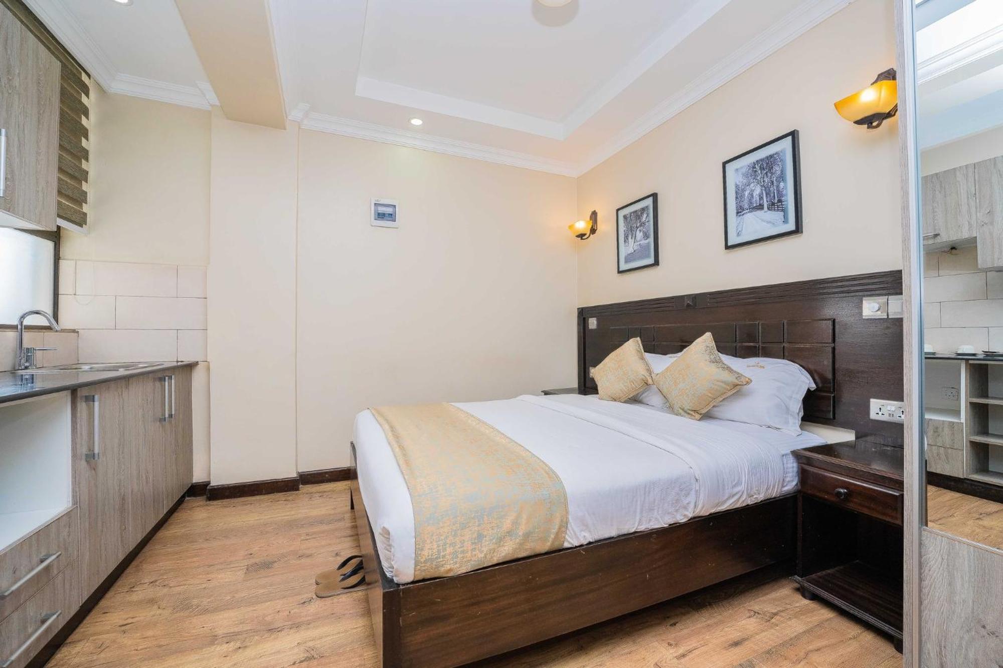 Hemak Suites Nairobi Esterno foto