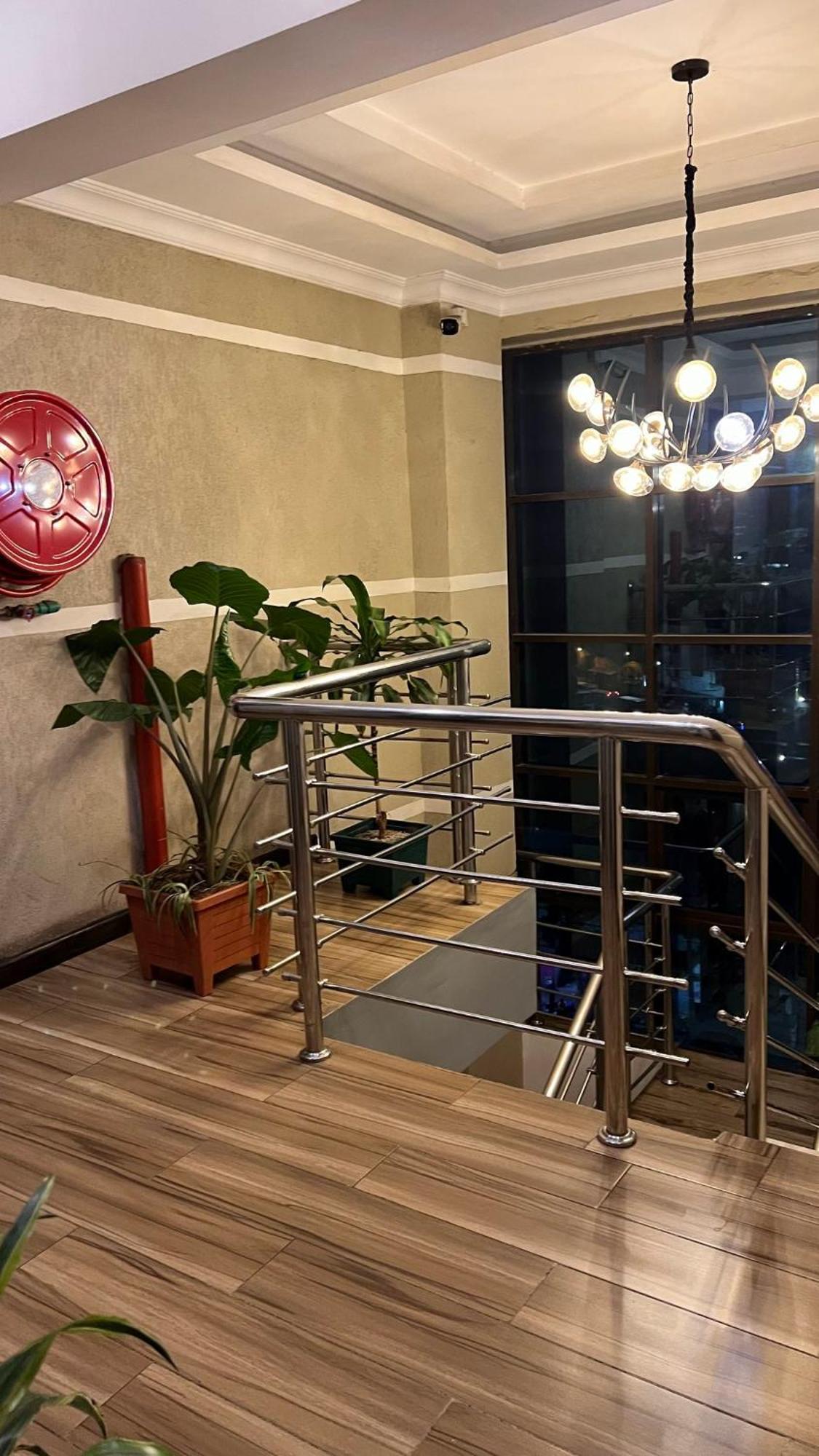 Hemak Suites Nairobi Esterno foto